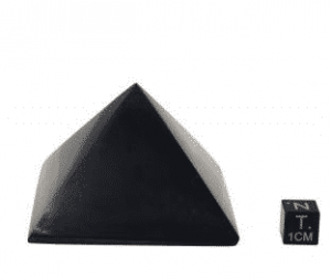 Shungite Pyramid (6 x 6 cm)