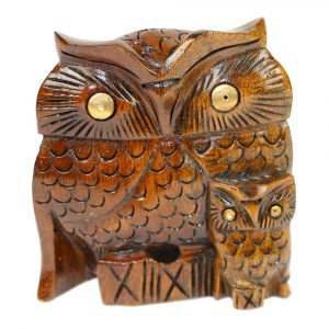 Wooden Figurine Owl with Chicks and Carving - 9 x 8 x 3 cm