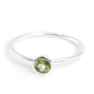 Birthstone Ring Peridote August - 925 Silver (Size 17)