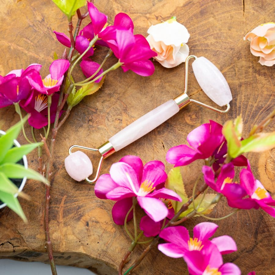 rose quartz facial roller